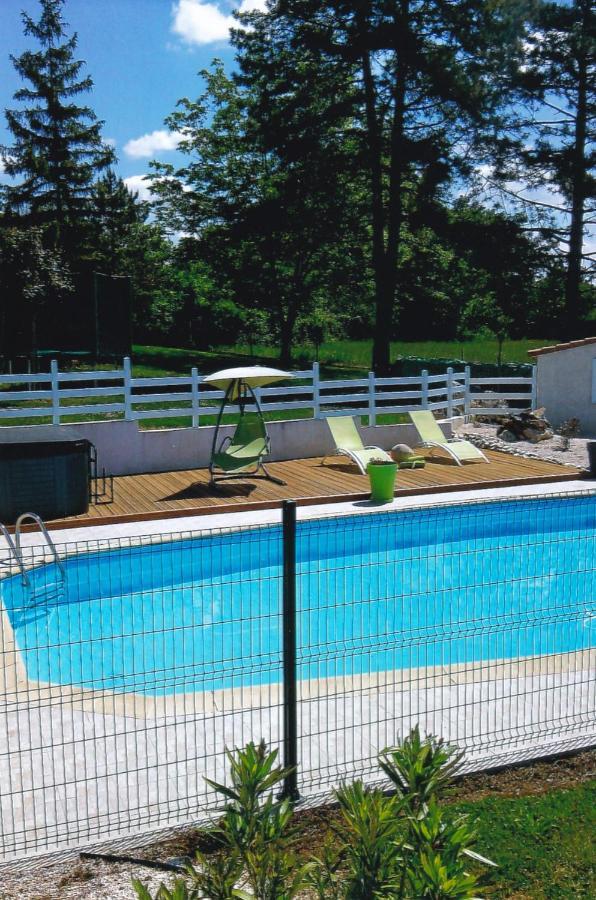 Chambre D'Hotes A Nérac Kültér fotó